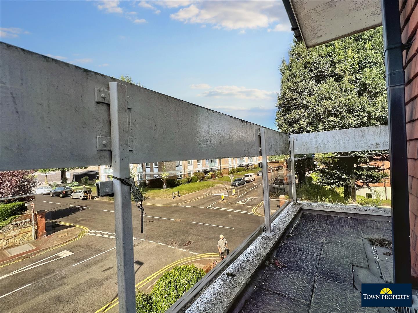 Property Details for Granville Road Eastbourne BN20 7EE Town